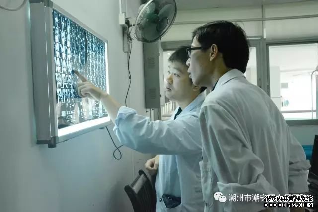 大连开发区现代医院中国医师节，向全体医师致敬！